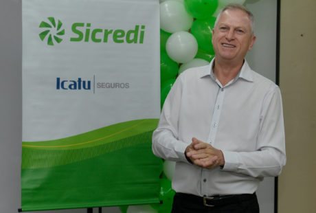 Associada do Sicredi é contemplada com R$ 50 mil em sorteio do Seguro Mais em Vida